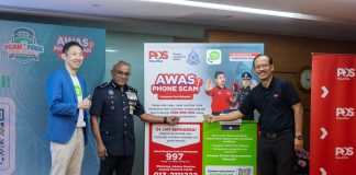 From left: Manwoo Joo, chief operating officer of Gogolook; CP Datuk Sri Ramli Mohamed Yoosuf, director of Bukit Aman Commercial Criminal Investigation Department (CCID); and Hj. Zaini Yahman, director of operations, Pos Malaysia Bhd, launched the Parcel Scam Awareness Campaign by unveiling the official flyer. Kuala Lumpur, 12 August 2024. | Photo by Pos Malaysia / NHA File Photo